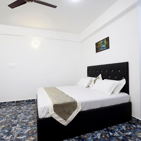 Hotel Flying Goa Калангут Екстер'єр фото