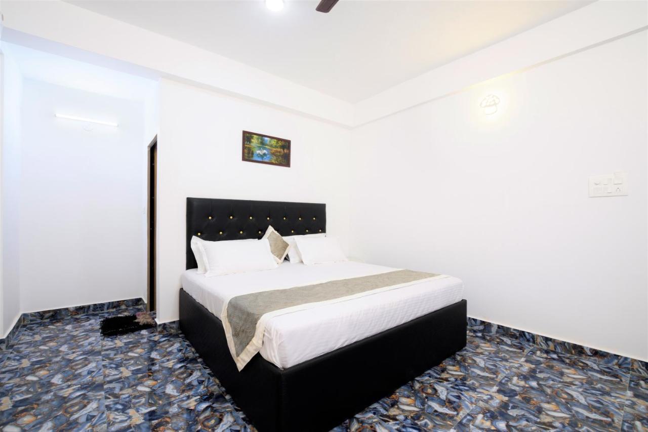 Hotel Flying Goa Калангут Екстер'єр фото